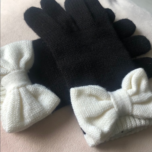 Kate Spade Bow Mittens ! - Picture 5 of 6